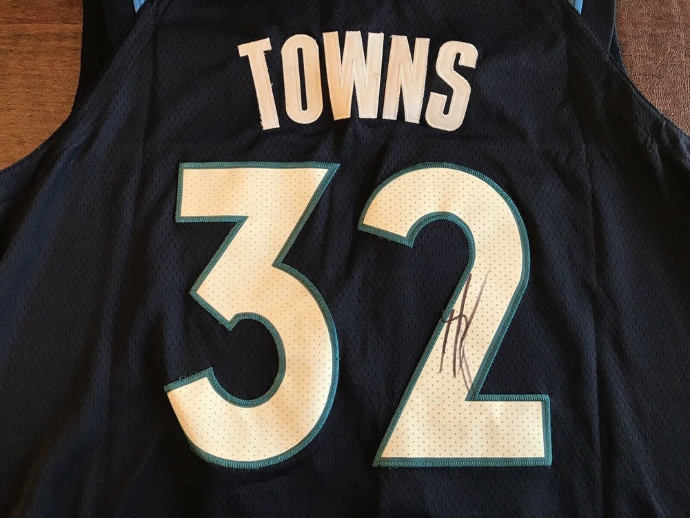 karl anthony towns autographed jersey