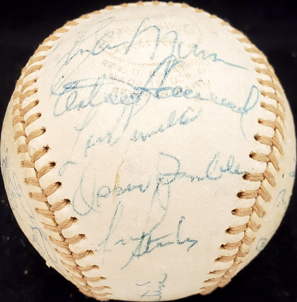1976 New York Yankees Team Autographed Signed Official Spalding Baseball With 27 Signatures