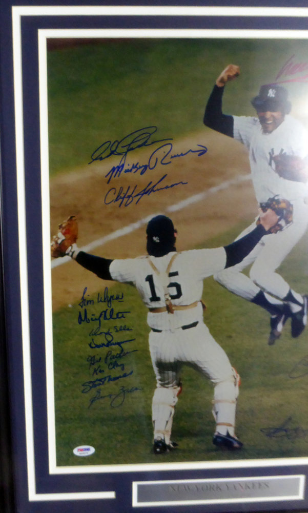 1977 World Series Champion New York Yankees Autographed Signed Framed