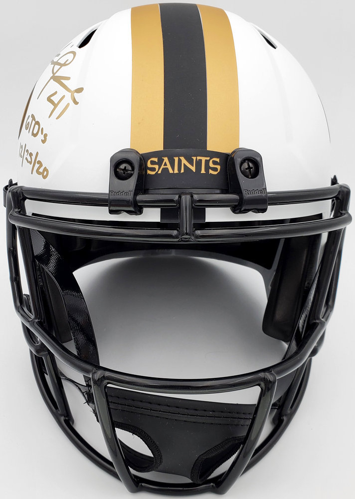 Alvin kamara store autographed helmet