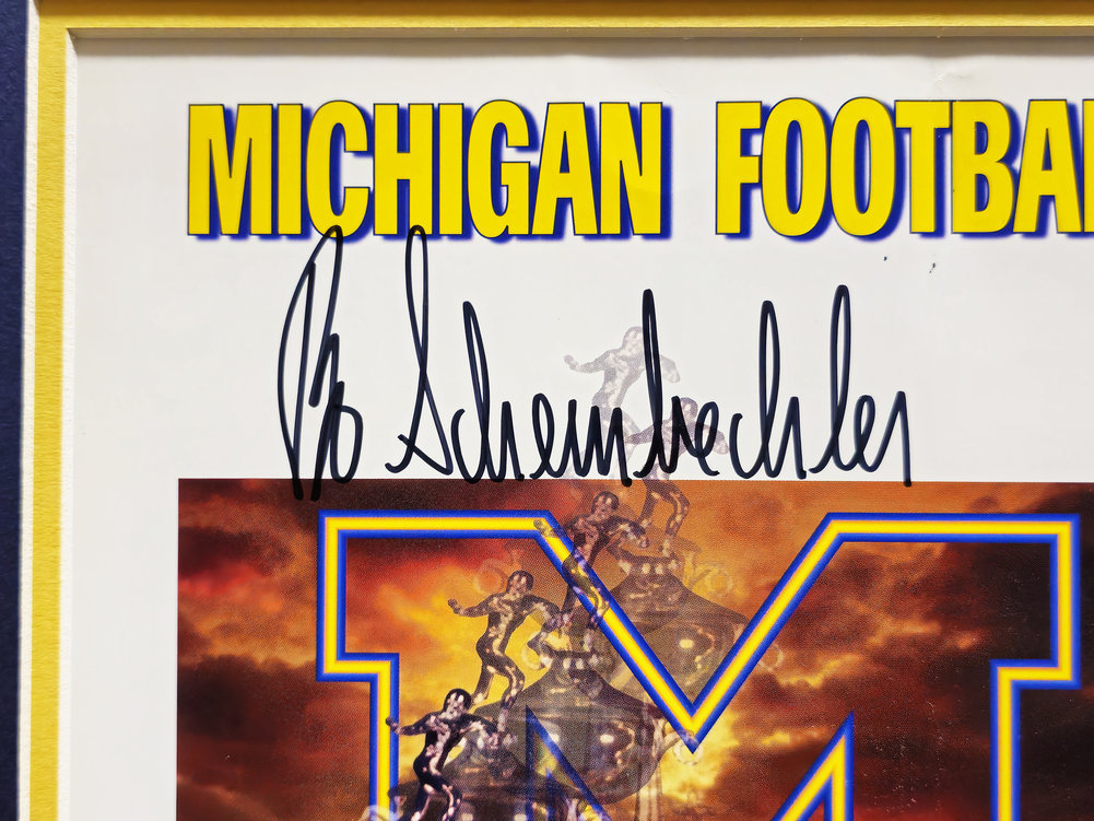 Bo Schembechler Autographed Framed 8X10 Photo Michigan Wolverines Beckett Beckett Qr #Bm04039 Image a