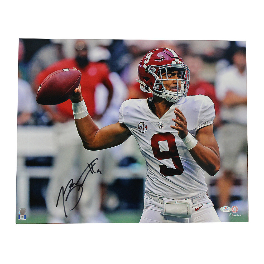 Bryce Young Signed Alabama Crimson Tide 16x20 Close-up Throw Photo - PSA/DNA Image a