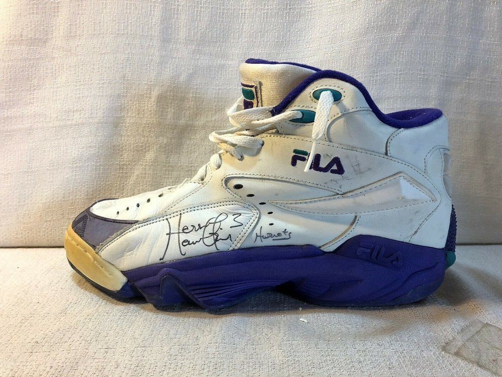 Hersey Hawkins Autographed Signed Charlotte Hornets Game Used Fila