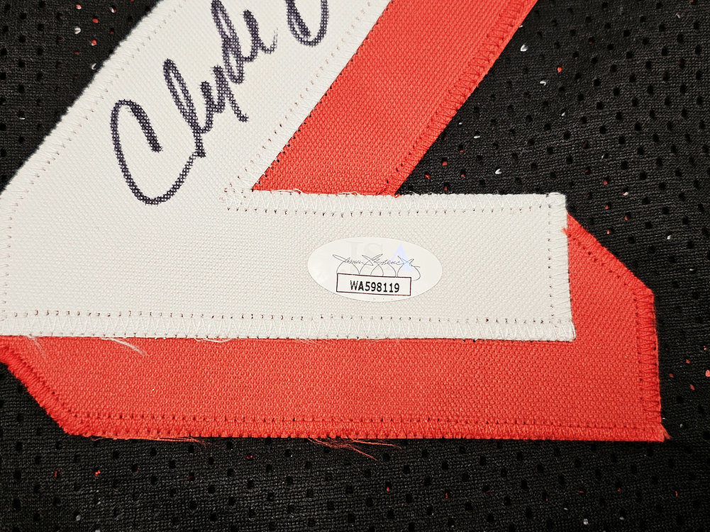 Portland Trail Blazers Clyde Drexler Autographed Black Jersey JSA Image a