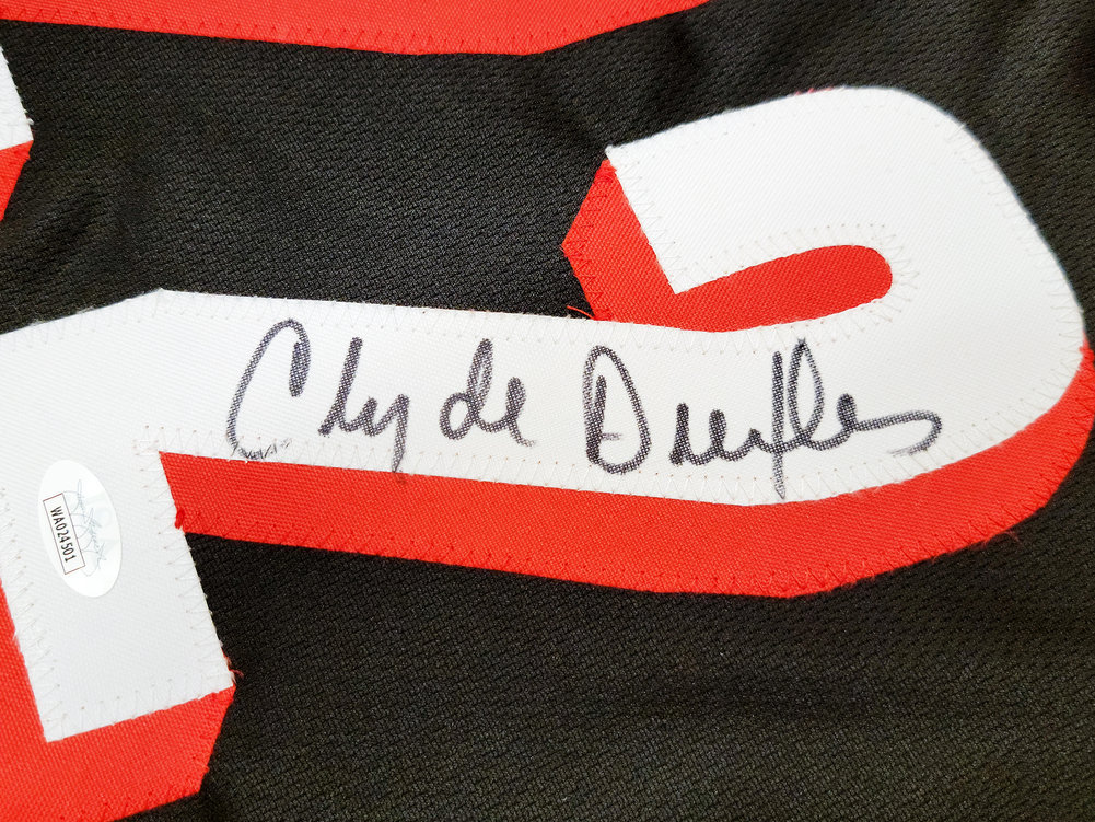 Portland Trailblazers Clyde Drexler Autographed Black Jersey The Glide JSA Image a