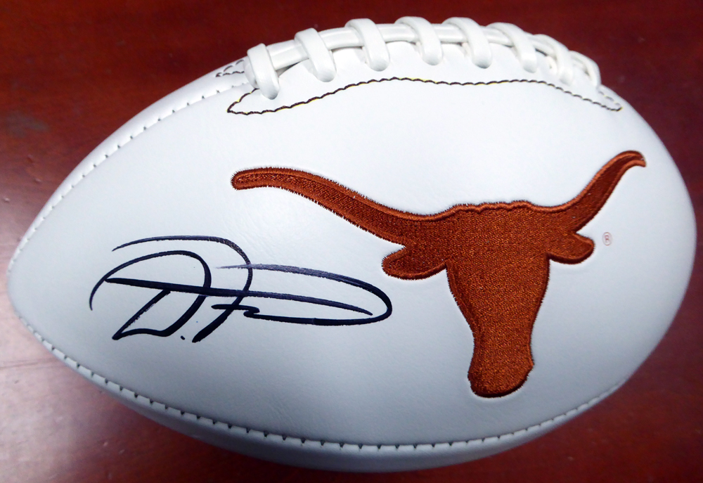 D'onta Foreman Autographed Signed Texas Longhorns White Logo Football Beckett Beckett Image a