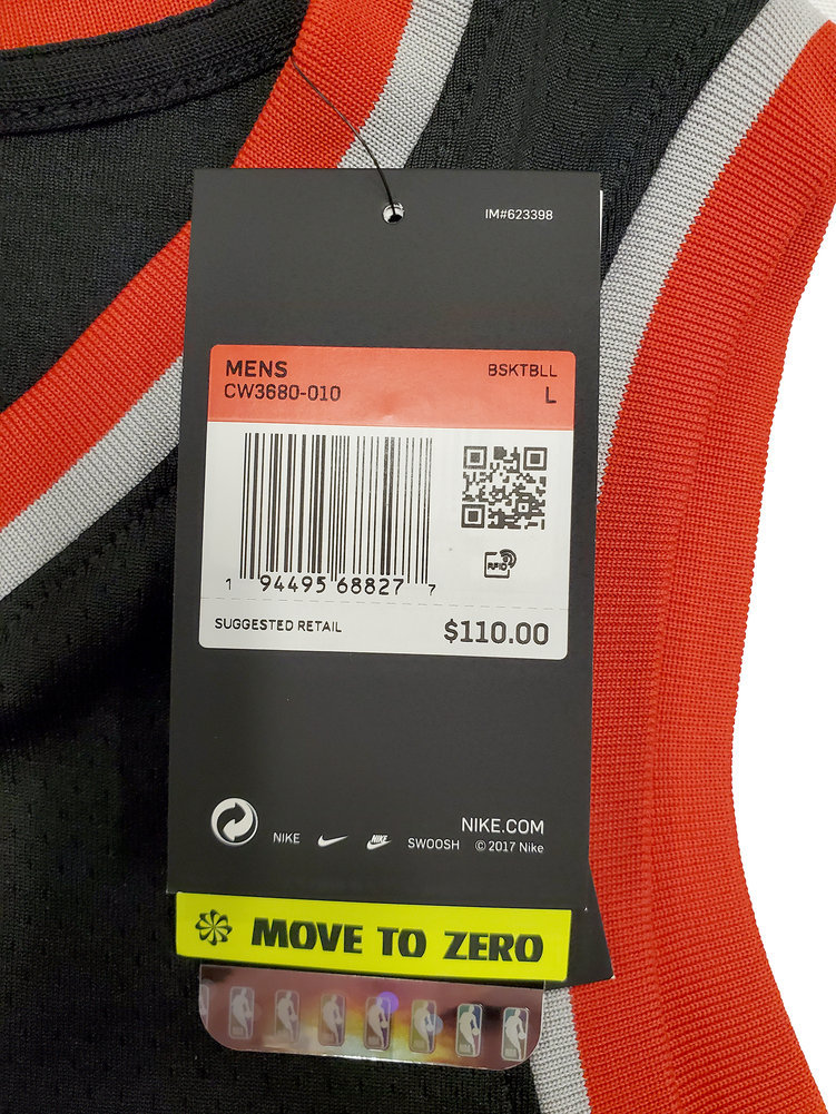 Portland Trail Blazers Damian Lillard Autographed Signed Black Nike Jersey Size L Beckett Beckett Image a