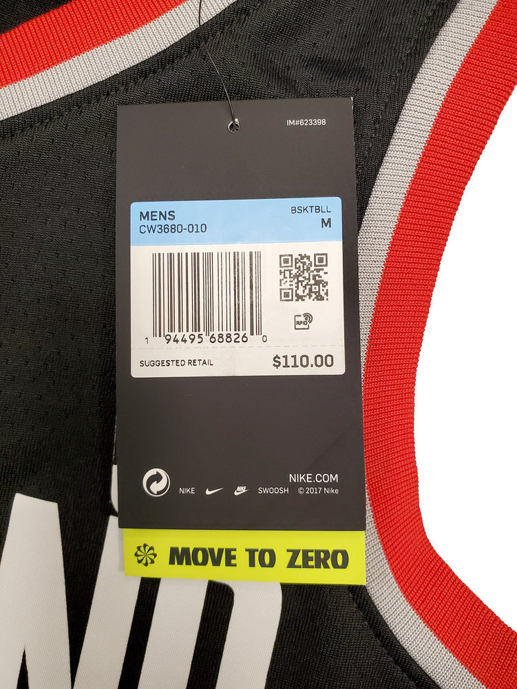 Portland Trail Blazers Damian Lillard Autographed Signed Black Nike Jersey Size M Beckett Beckett Image a