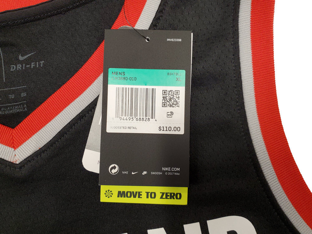Portland Trail Blazers Damian Lillard Autographed Signed Black Nike Jersey Size Xl Beckett Beckett Image a