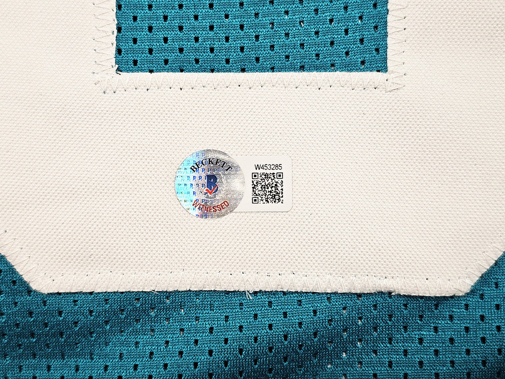 Jacksonville Jaguars Devin Lloyd Autographed Teal Jersey Beckett Beckett Witness #215006 Image a