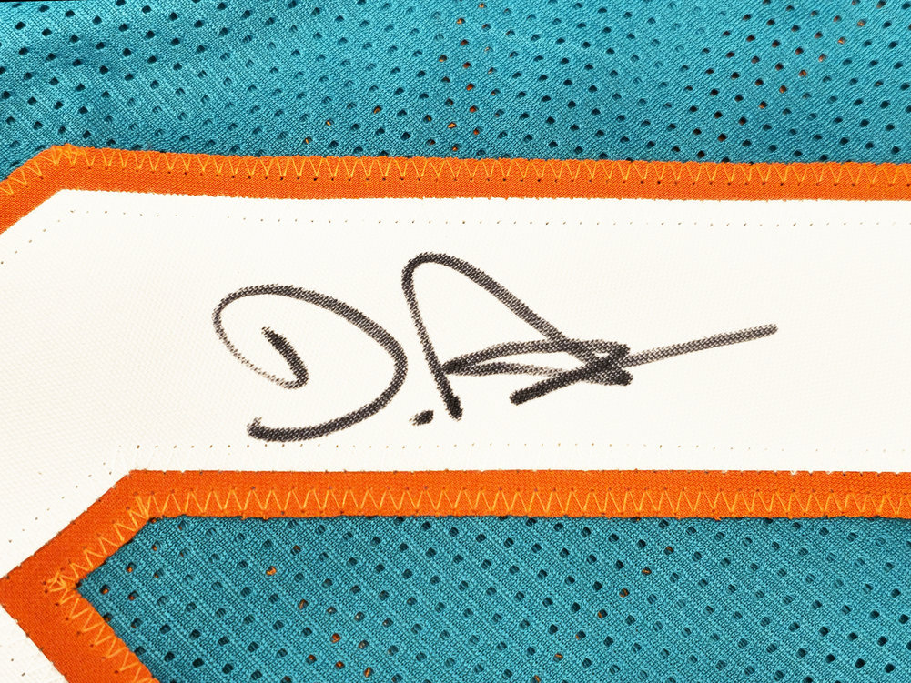 Miami Dolphins De'von Achane Autographed Teal Jersey Beckett Beckett Witness #221539 Image a