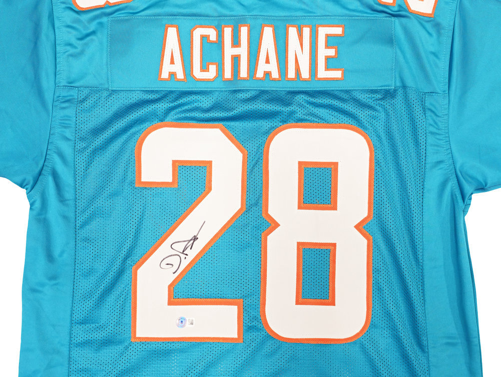 Miami Dolphins De'von Achane Autographed Teal Jersey Beckett Beckett Witness #221539 Image a
