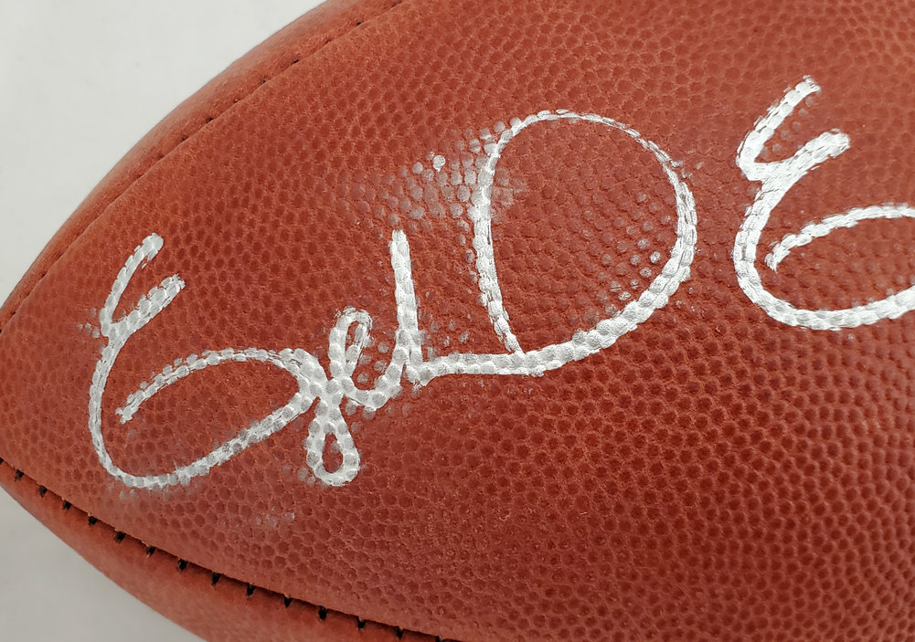 Ezekiel Elliot Autographed Official NFL Leather Football Dallas Cowboys Beckett Beckett Image a