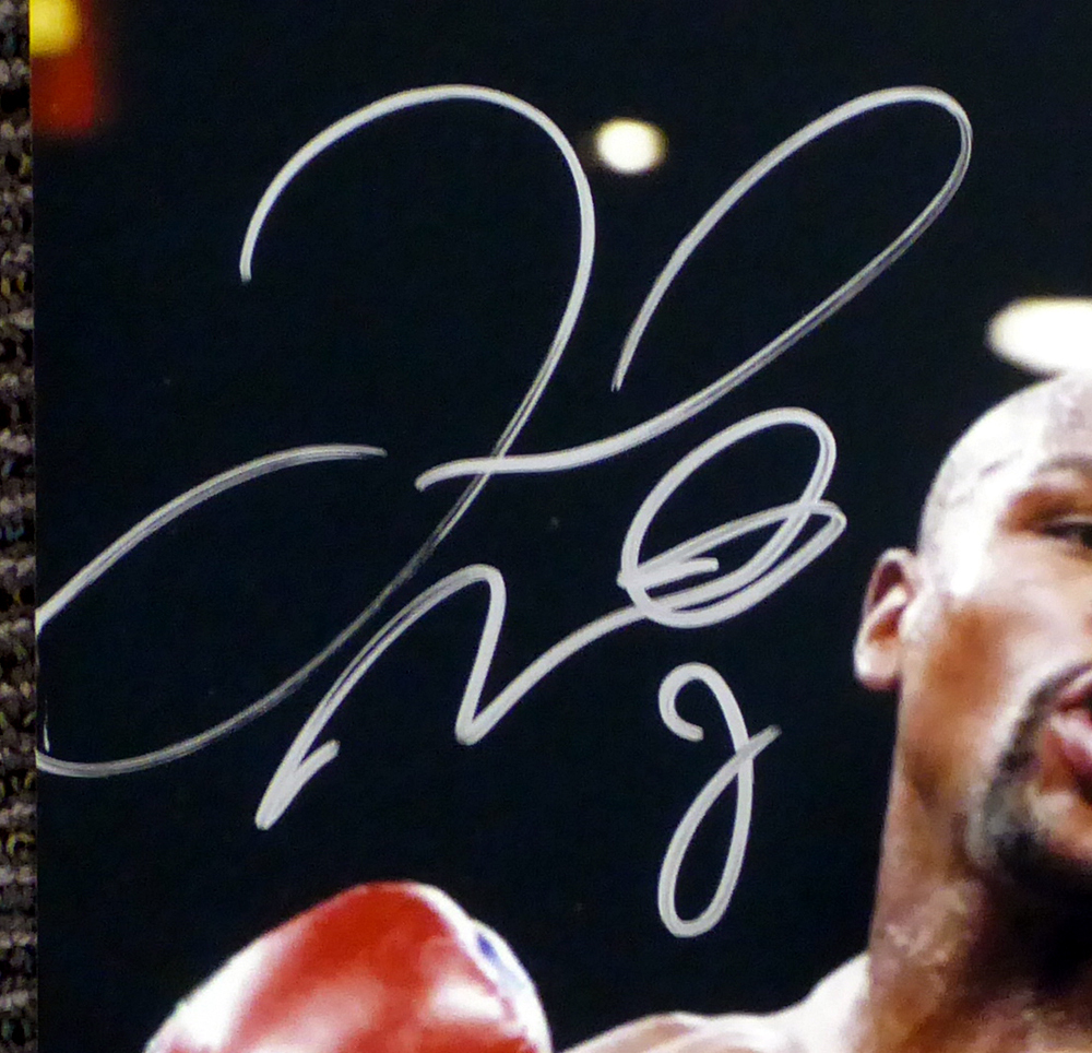 Floyd Mayweather Jr. Autographed 16X20 Photo Vs. Pacquiao Beckett Beckett Image a
