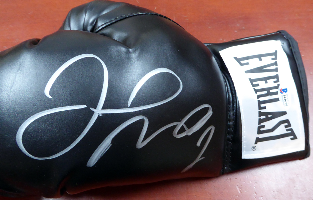 Floyd Mayweather Jr. Autographed Black Everlast Boxing Glove Lh Beckett Beckett Image a
