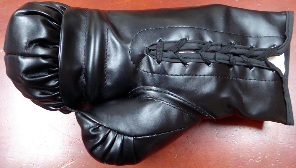 Floyd Mayweather Jr. Autographed Black Everlast Boxing Glove Lh Beckett Beckett Image a