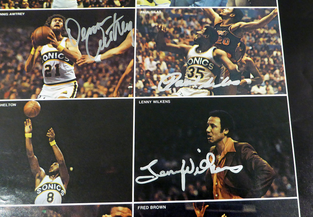 1978-79 NBA Champions Seattle Supersonics Autographed Signed 17X22 Poster Photo With 9 Total Signatures Including Fred Brown & Lenny Wilkens Mcs Holo #51048 Image a