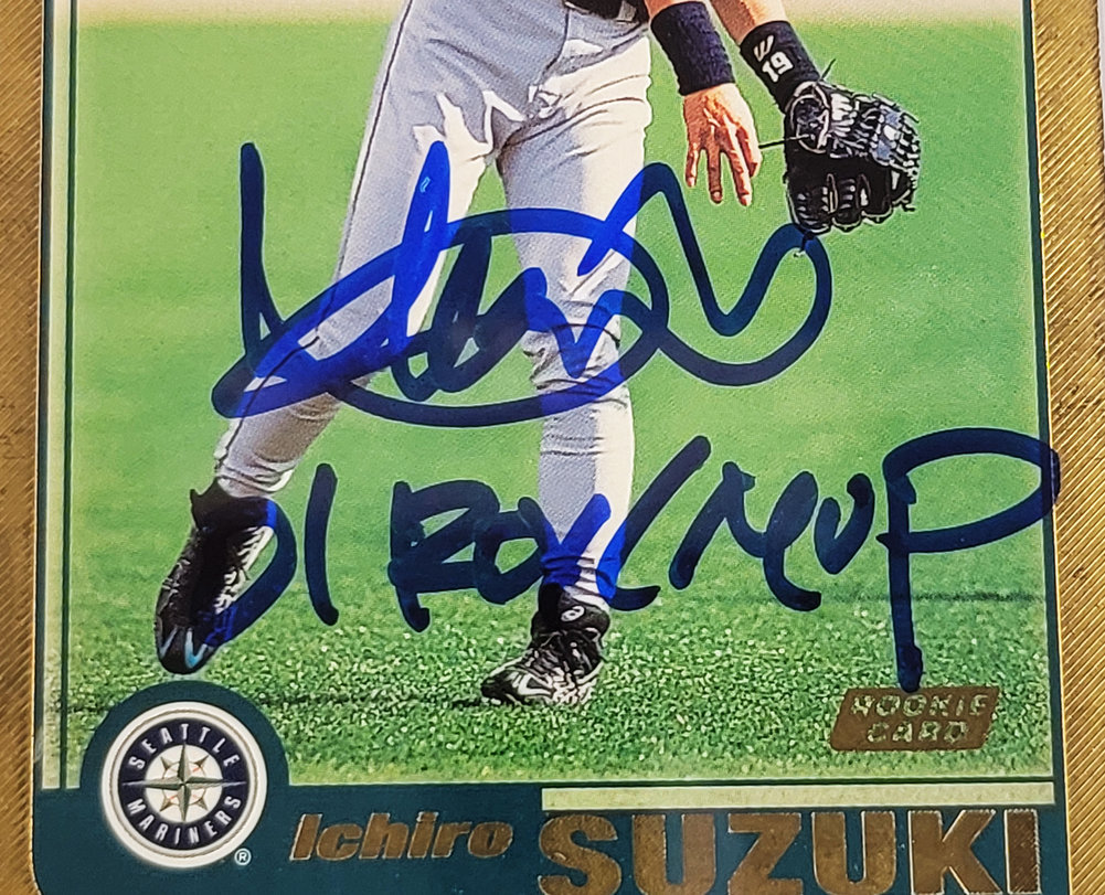 Ichiro Autographed Signed 2001 Topps Gold Rookie Card #726 Seattle Mariners PSA Auto Grade Mint 9 01 Roy MVP PSA/DNA Image a