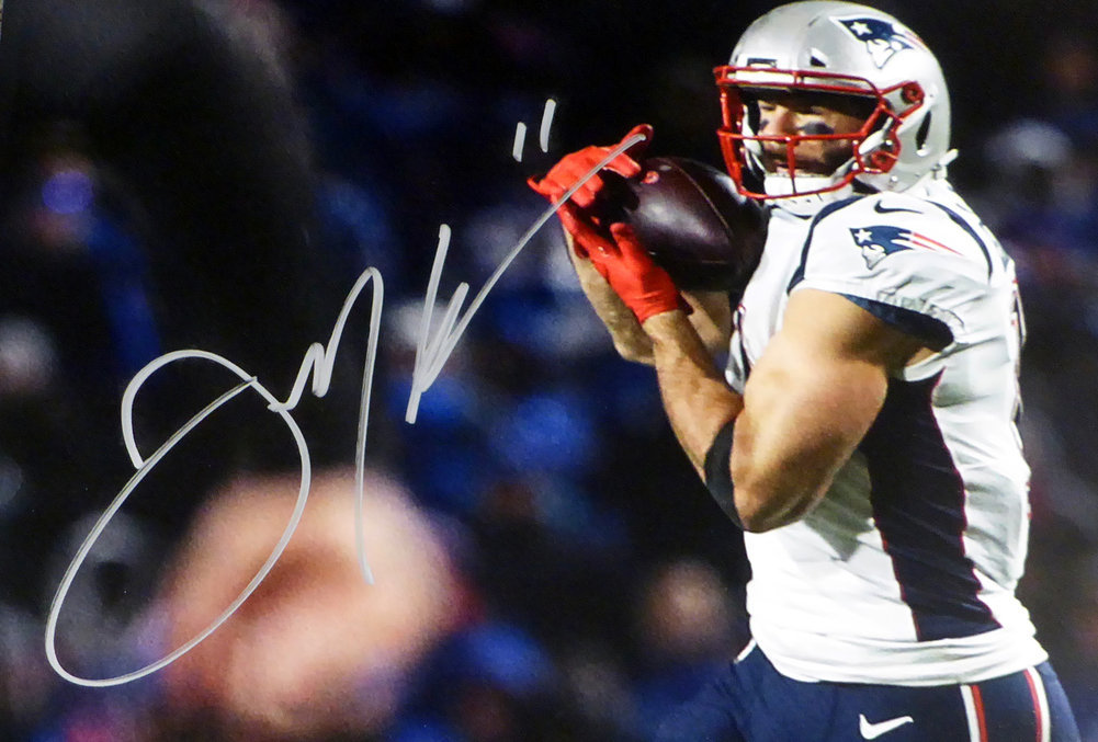Julian Edelman Autographed 16X20 Photo New England Patriots Beckett Beckett Image a
