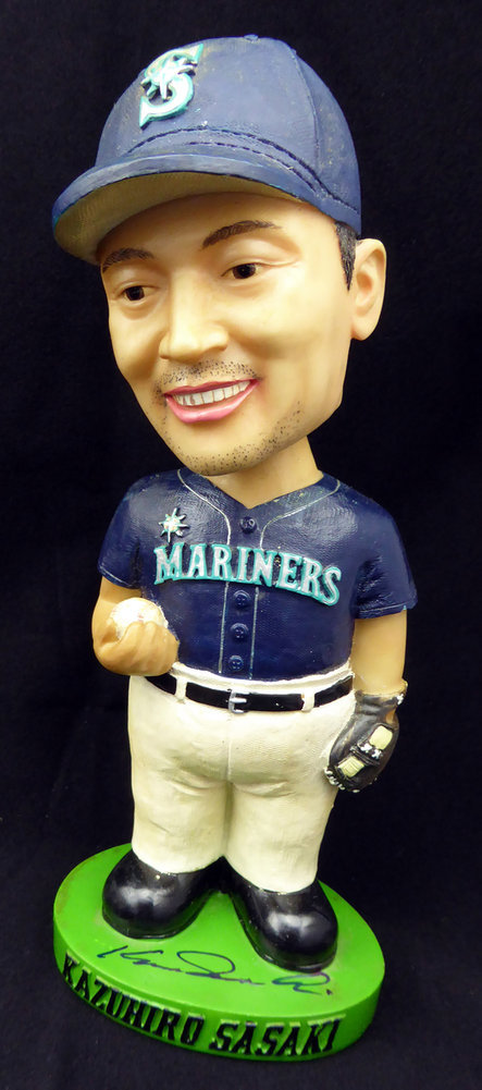 Kazuhiro Sasaki Autographed Signed Seattle Mariners Bobblehead Beckett Beckett Image a