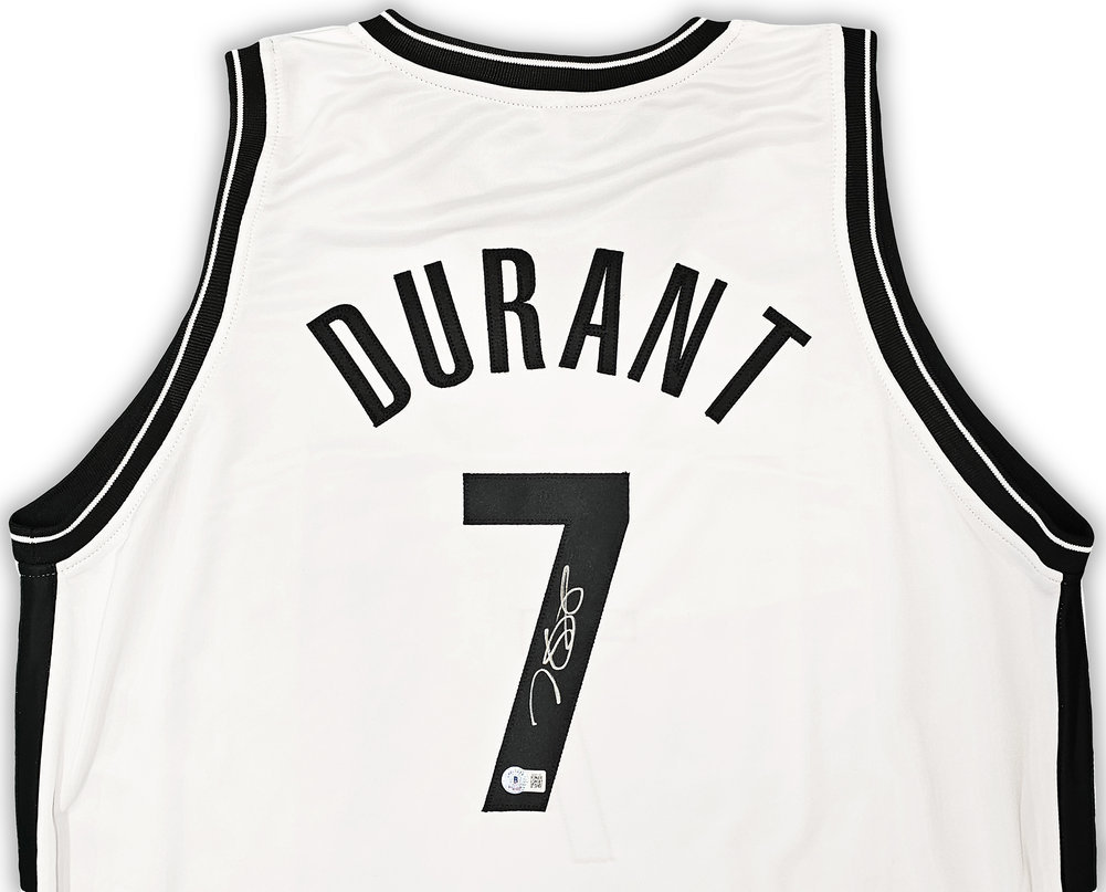 Brooklyn Nets Kevin Durant Autographed White Jersey Beckett Beckett Witness #215771 Image a