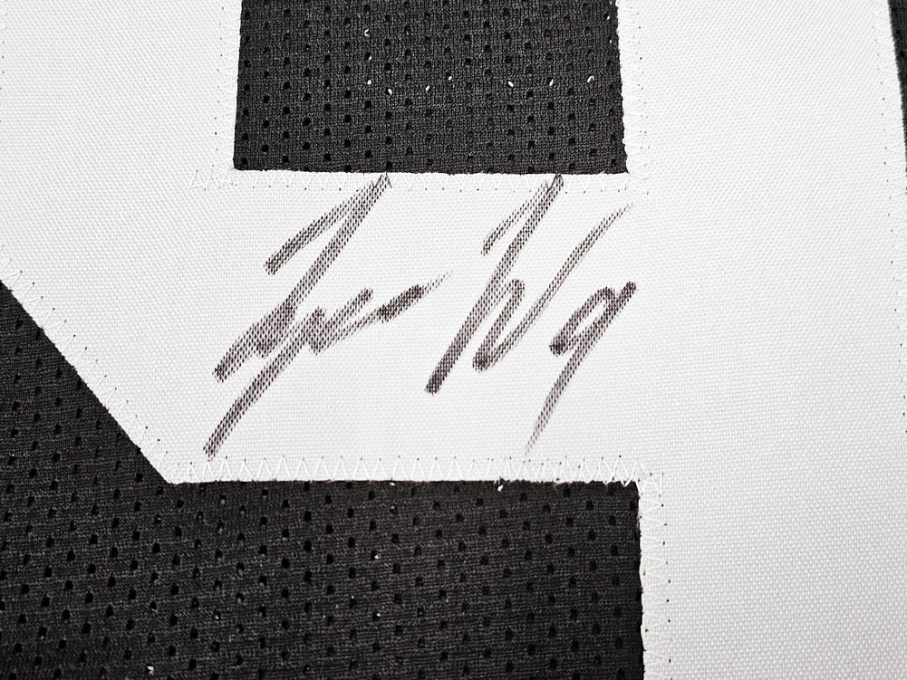 Las Vegas Raiders Tyree Wilson Autographed Signed Black Jersey Beckett Beckett Witness #217964 Image a