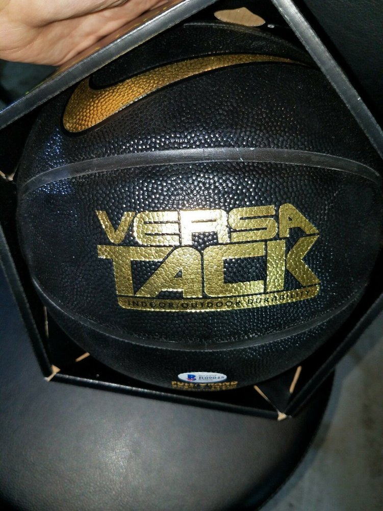 Lonzo Ball Autographed Signed Rookie Auto Black Gold Nike Versa