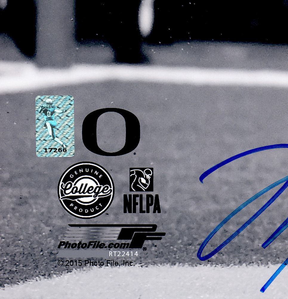 Marcus Mariota Autographed 16X20 Photo Oregon Ducks Mm Holo #89243 Image a