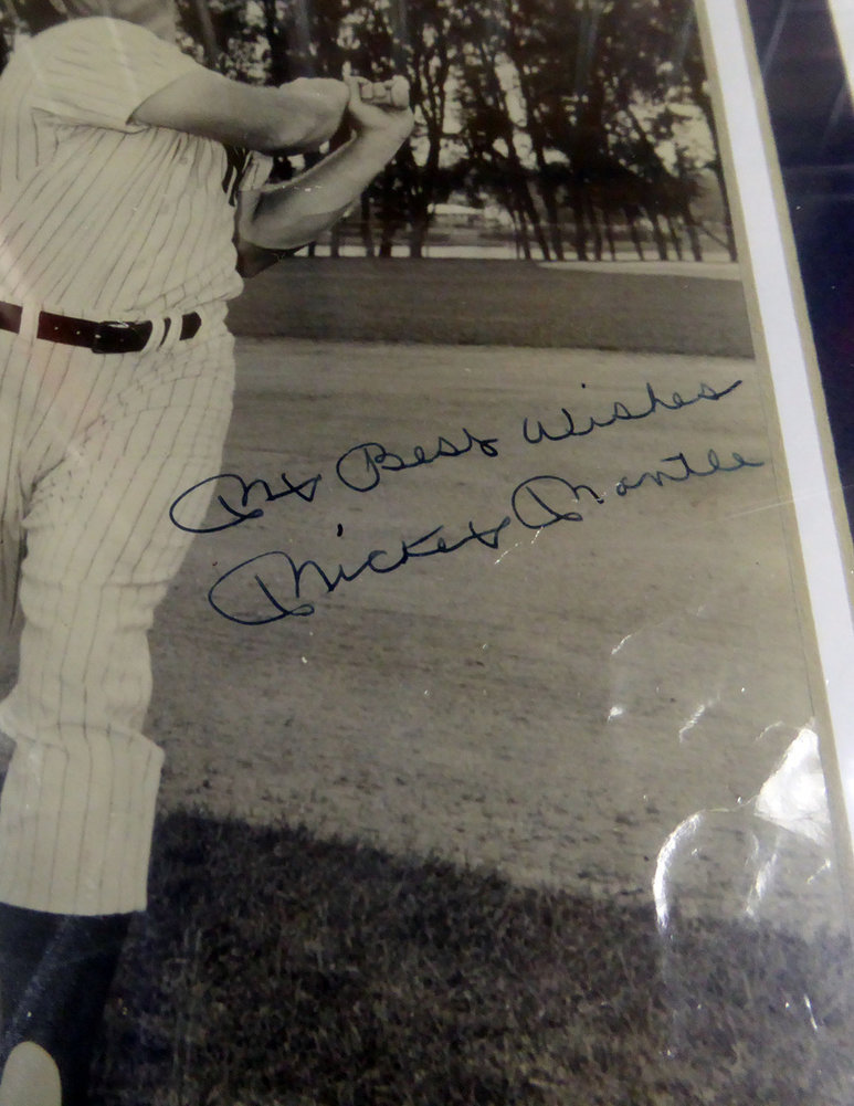 Mickey Manlte Autographed Signed Framed 18X24 Lithograph Photo New York Yankees "No. 7" PSA/DNA Image a