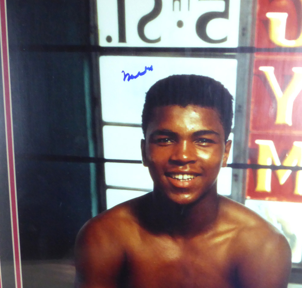 Muhammad Ali Autographed Signed Framed 16x20 Photo - JSA Authentic Image a