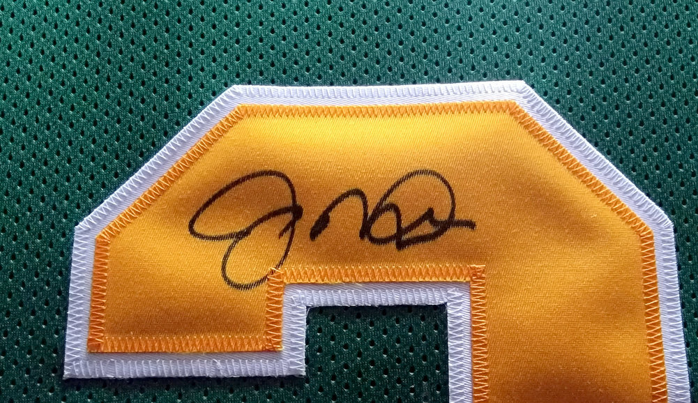 Joe Montana Autographed Signed Notre Dame Fighting Irish Framed Green Jersey Beckett Beckett #200922 Image a