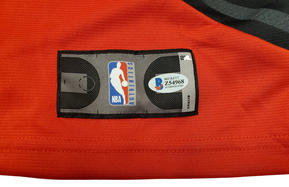 Portland Trail Blazers Damian Lillard Autographed Signed Red Fanatics Jersey Size Xxl Beckett Beckett Image a