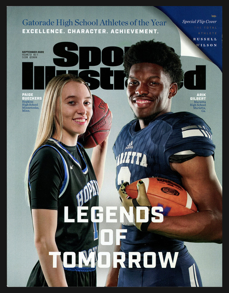 Russell Wilson Autographed Sports Illustrated Magazine Seattle Seahawks Rw Holo #37830 Image a