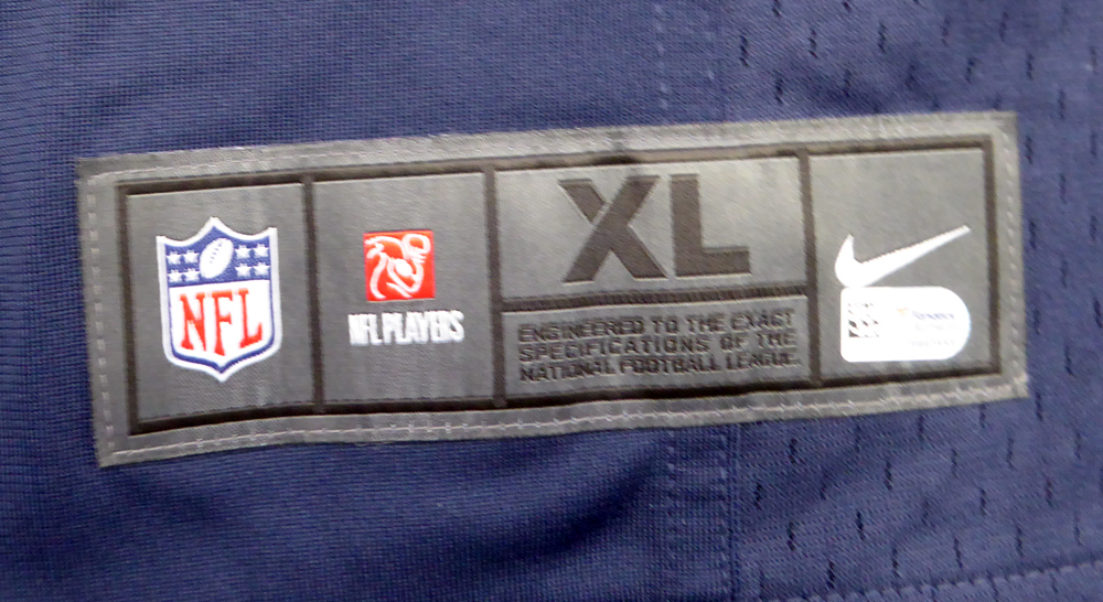 earl thomas autographed jersey