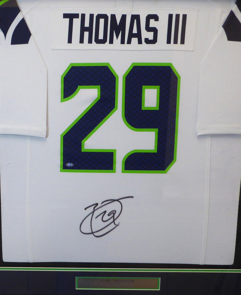 Earl thomas autographed jersey deals
