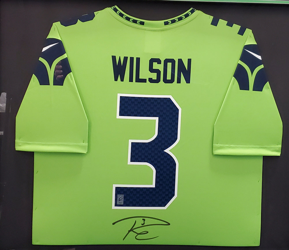 Russell wilson discount framed jersey