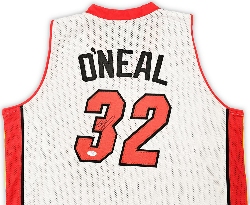 Miami Heat Shaquille Shaq O'neal Autographed White Jersey PSA/DNA Image a