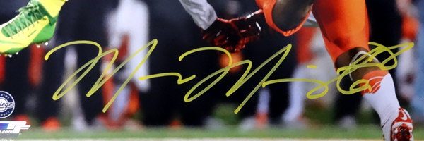 Marcus Mariota Autographed 16X20 Photo Oregon Ducks Mm Holo #89222 Image a