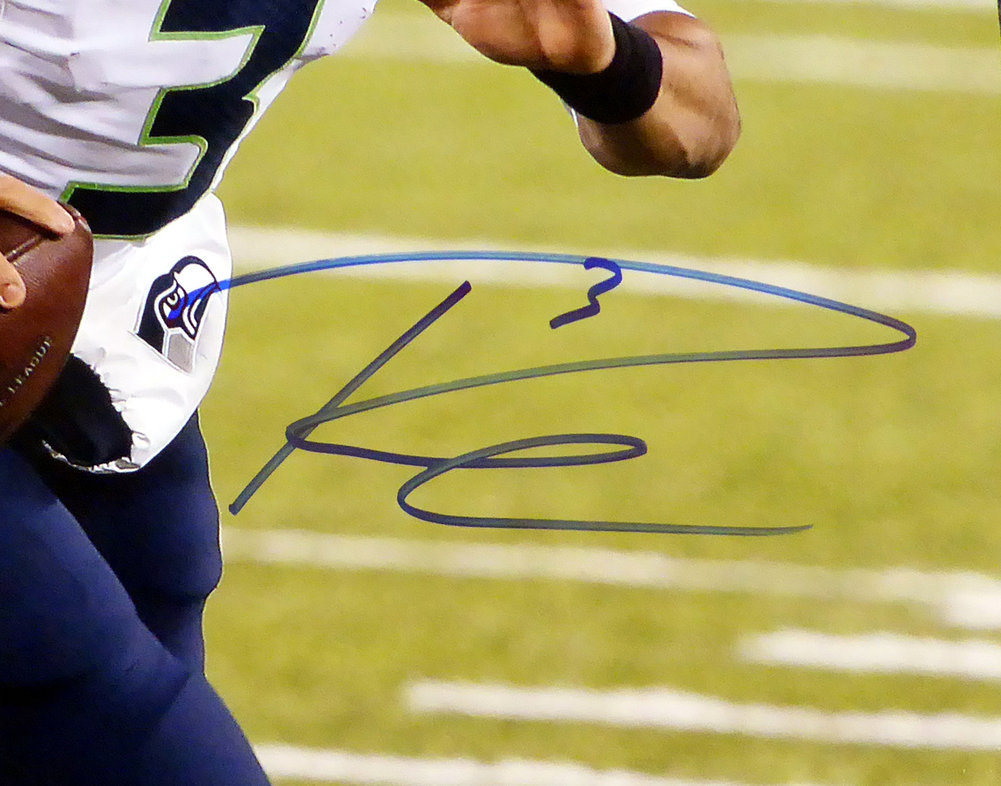 Russell Wilson Autographed 16X20 Photo Seattle Seahawks Super Bowl Rw Holo #74642 Image a