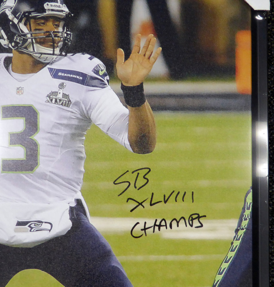 Russell Wilson Autographed Signed Framed 24X30 Canvas Photo Seattle Seahawks Sb Xlviii Champs Super Bowl Rw Holo #107486 Image a