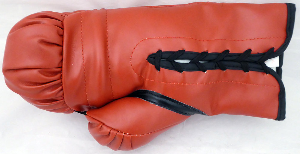 Sugar Ray Leonard Autographed Signed Red Everlast Boxing Glove Lh Beckett Beckett #177559 Image a