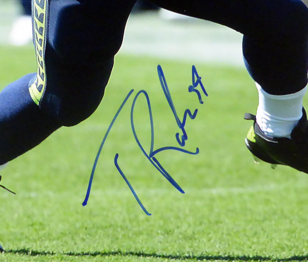 Thomas Rawls Autographed 16X20 Photo Seattle Seahawks Mcs Holo #113550 Image a