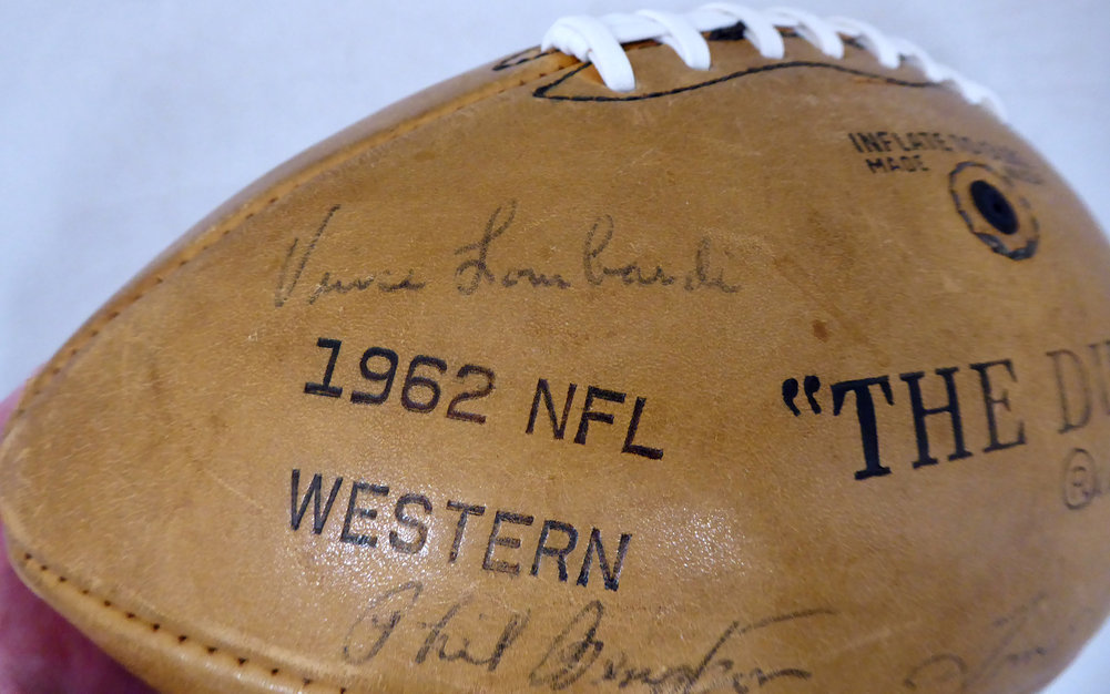 Vince Lombardi Autographed Signed 1962 Green Bay Packers Football With 42 Signatures Including & Bart Starr Beckett Beckett Image a