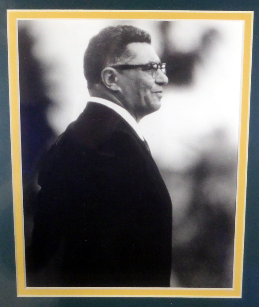 Vince Lombardi Autographed Signed Framed 8X10 Photo With Check Green Bay Packers Beckett Beckett Image a