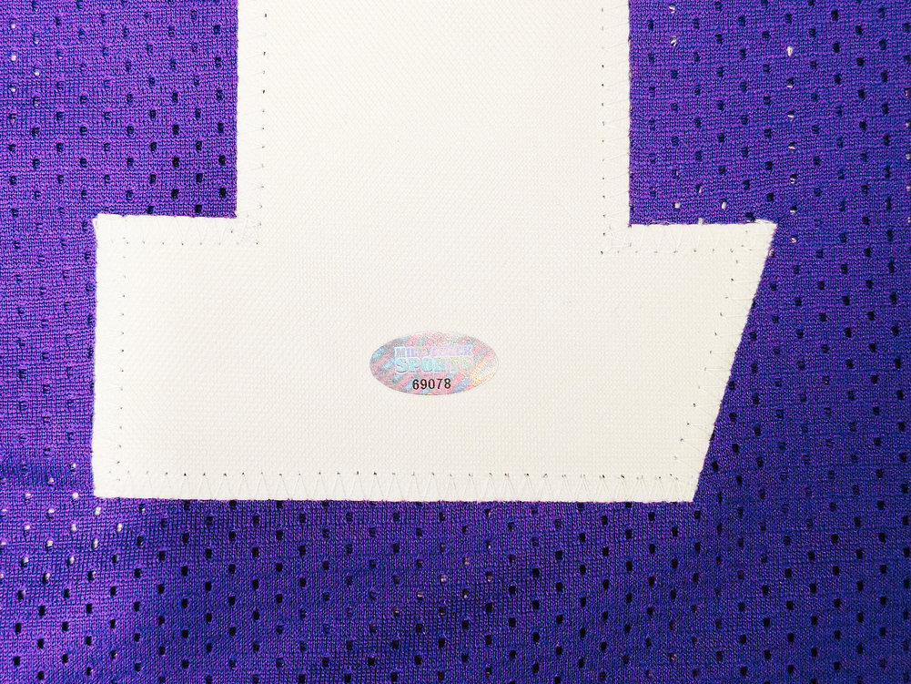 Washington Huskies Jalen Mcmillan Autographed Purple Jersey Mcs Holo #222069 Image a