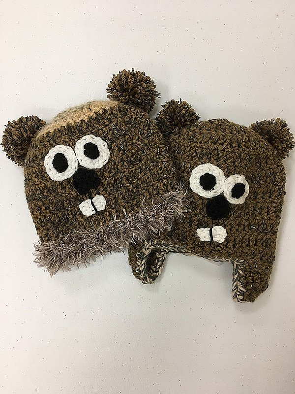 *Tod/infant handknit ghog hat-brown/multi : toddler/infa