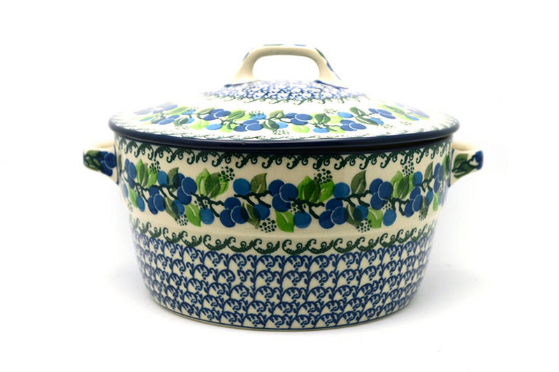 Ceramika Artystyczna Polish Pottery Baker - Round Covered Casserole - Blue Berries 278-1416a (Ceramika Artystyczna)