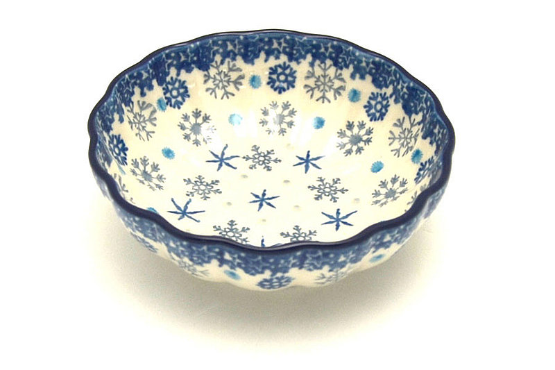 Polish Pottery Bowl - Shallow Scalloped - Small - Silver Snow