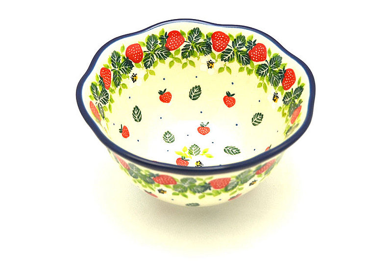 Ceramika Artystyczna Polish Pottery Bowl - Wavy Edge - Strawberry Field A54-2709a (Ceramika Artystyczna)