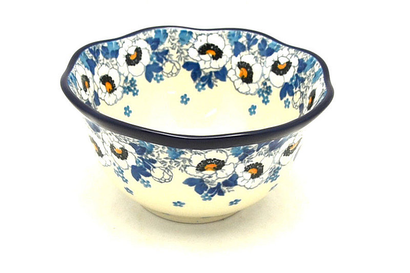 Ceramika Artystyczna Polish Pottery Bowl - Wavy Edge - White Poppy A54-2222a (Ceramika Artystyczna)